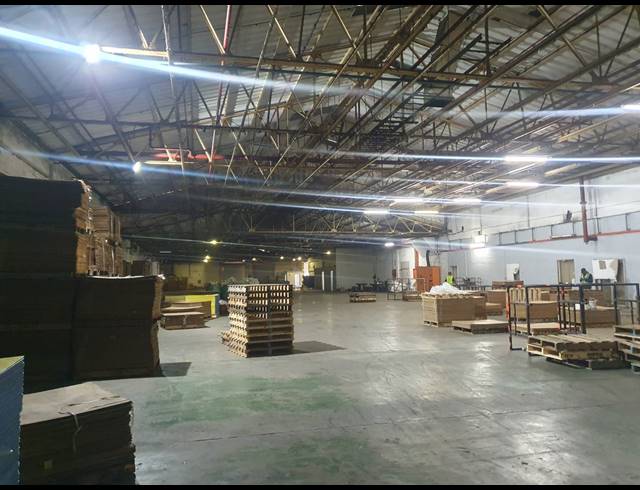 3,010M² FACTORY TO LET IN BELLVILLE SOUTH INDUSTRIA